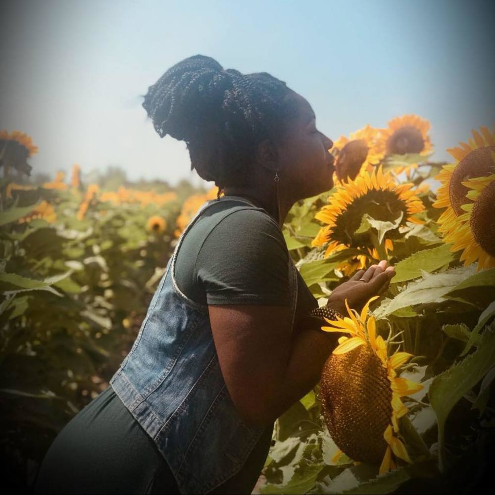 Meet your Posher, Monette